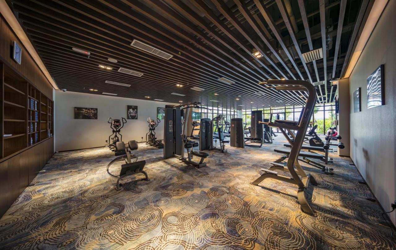 Forest City Golf Hotel Нусаяя Екстер'єр фото