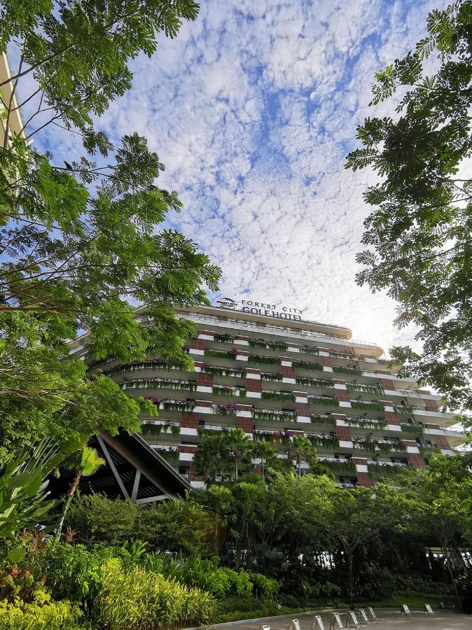Forest City Golf Hotel Нусаяя Екстер'єр фото