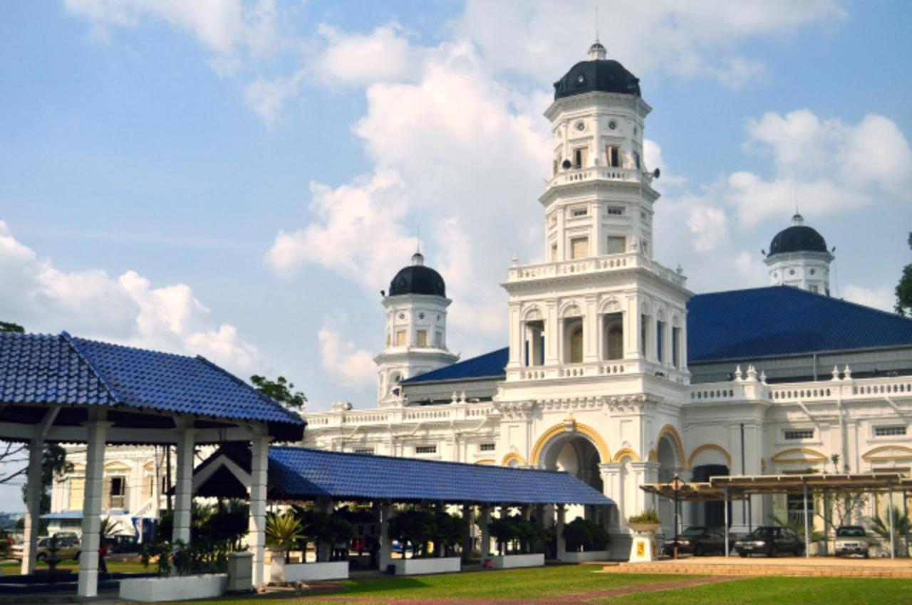 Forest City Golf Hotel Нусаяя Екстер'єр фото