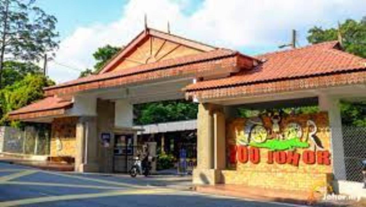 Forest City Golf Hotel Нусаяя Екстер'єр фото