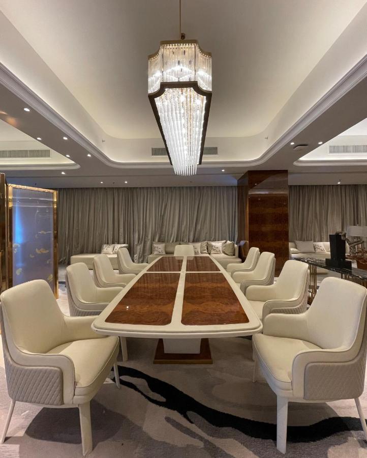 Forest City Golf Hotel Нусаяя Екстер'єр фото